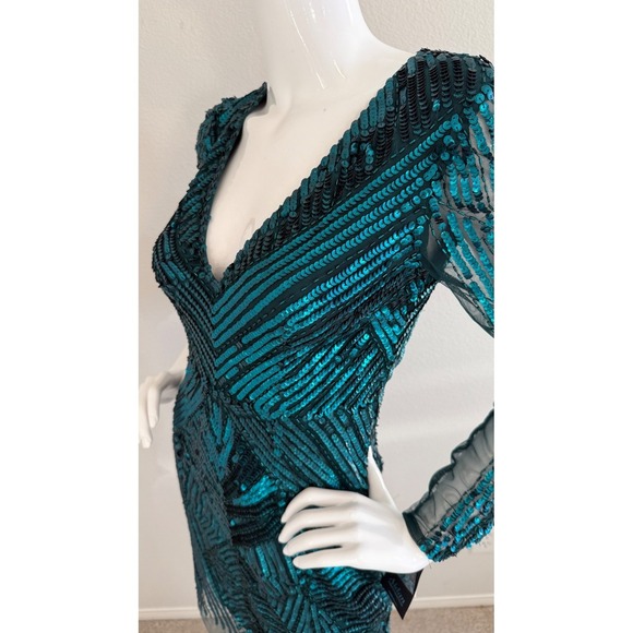 Aidan Mattox Sequin Beaded Cocktail Dress Emerald Green V Neck Long Sleeve US 4 - Picture 4 of 16